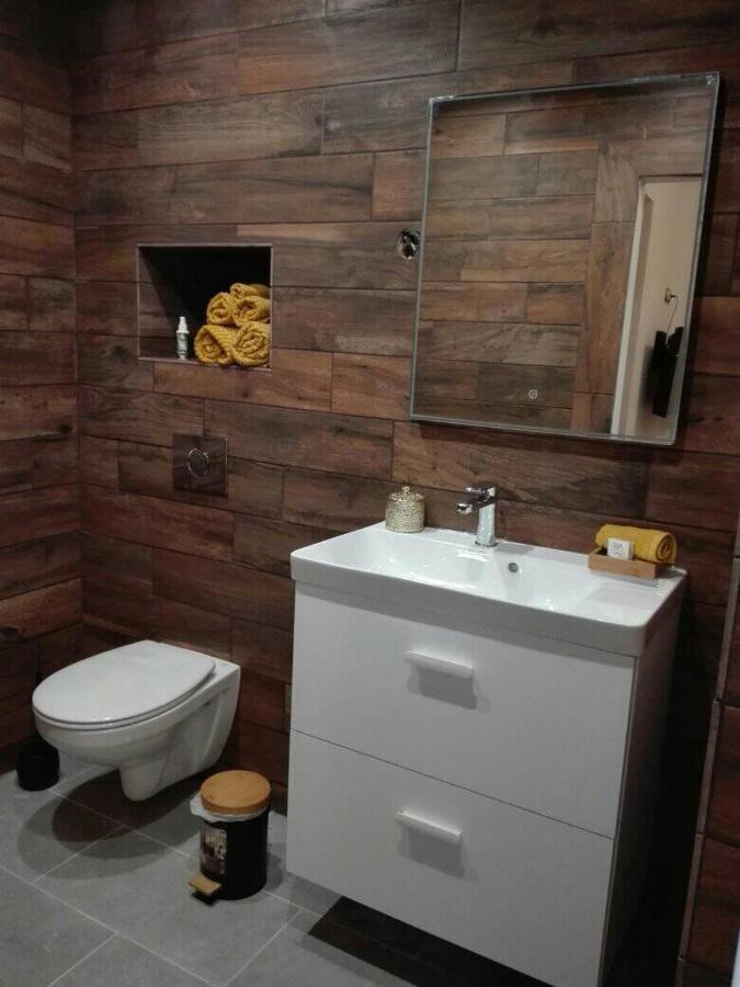L'Esquilon Chambre D'Hote Panzió Thiat Kültér fotó